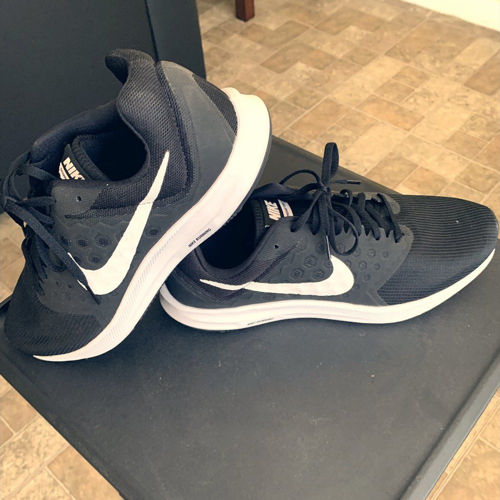 NIKE DOWNSHIFTER 7'S